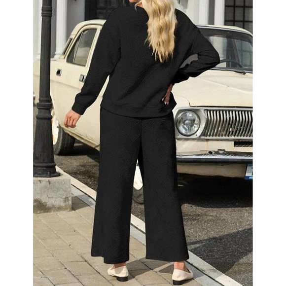 NEW SEE AND BE SEEN textured cropped flare pant in black - Picture 4 of 4